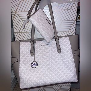 Michael Kors purse tote bag and wallet